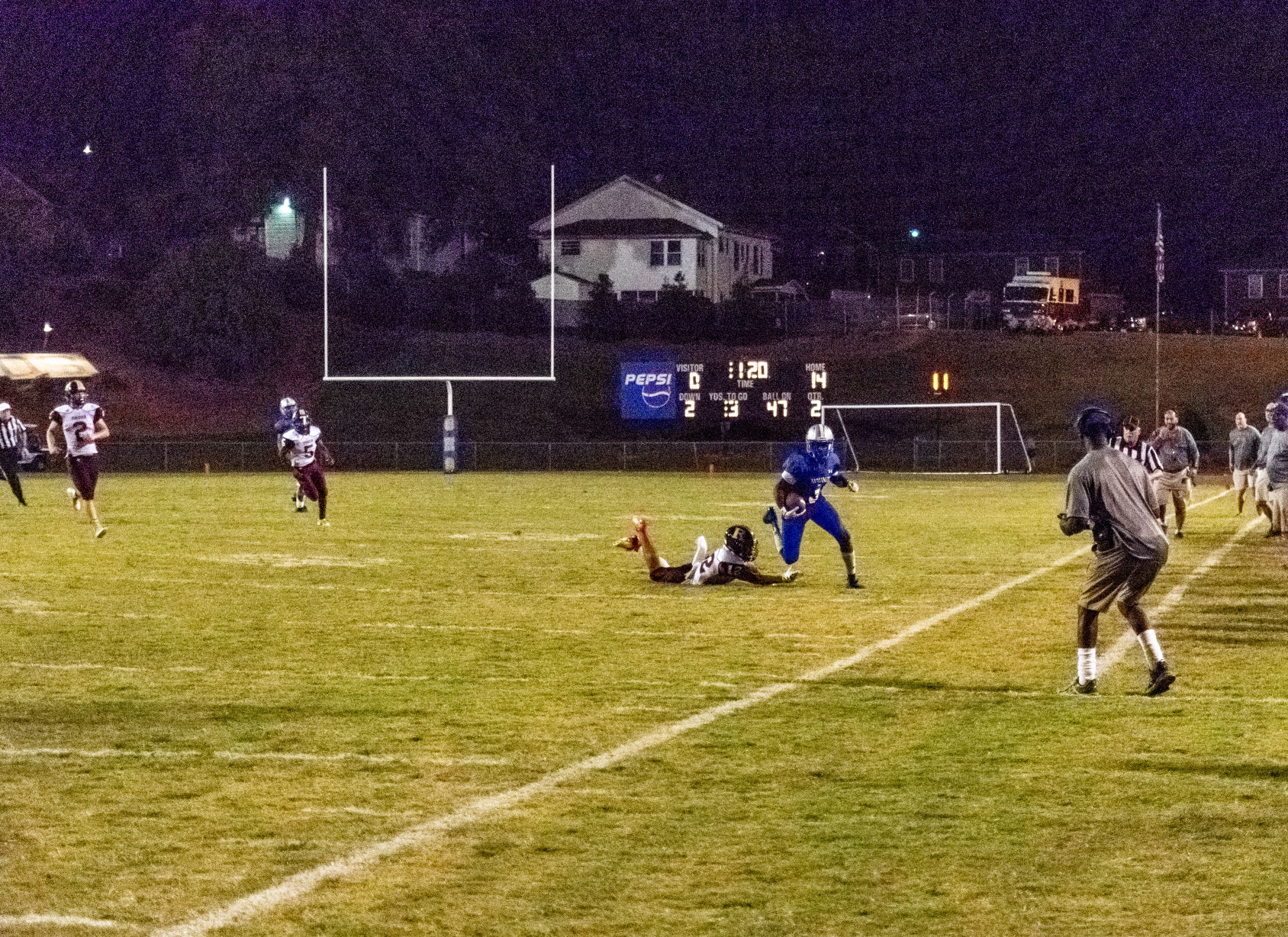 Statesville-JM Robinson football (16).jpg